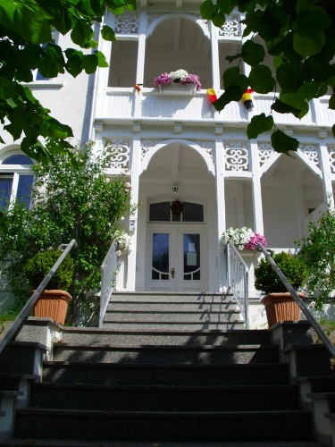 Treppe zum Haupteingang Treppe zum Haupteingang